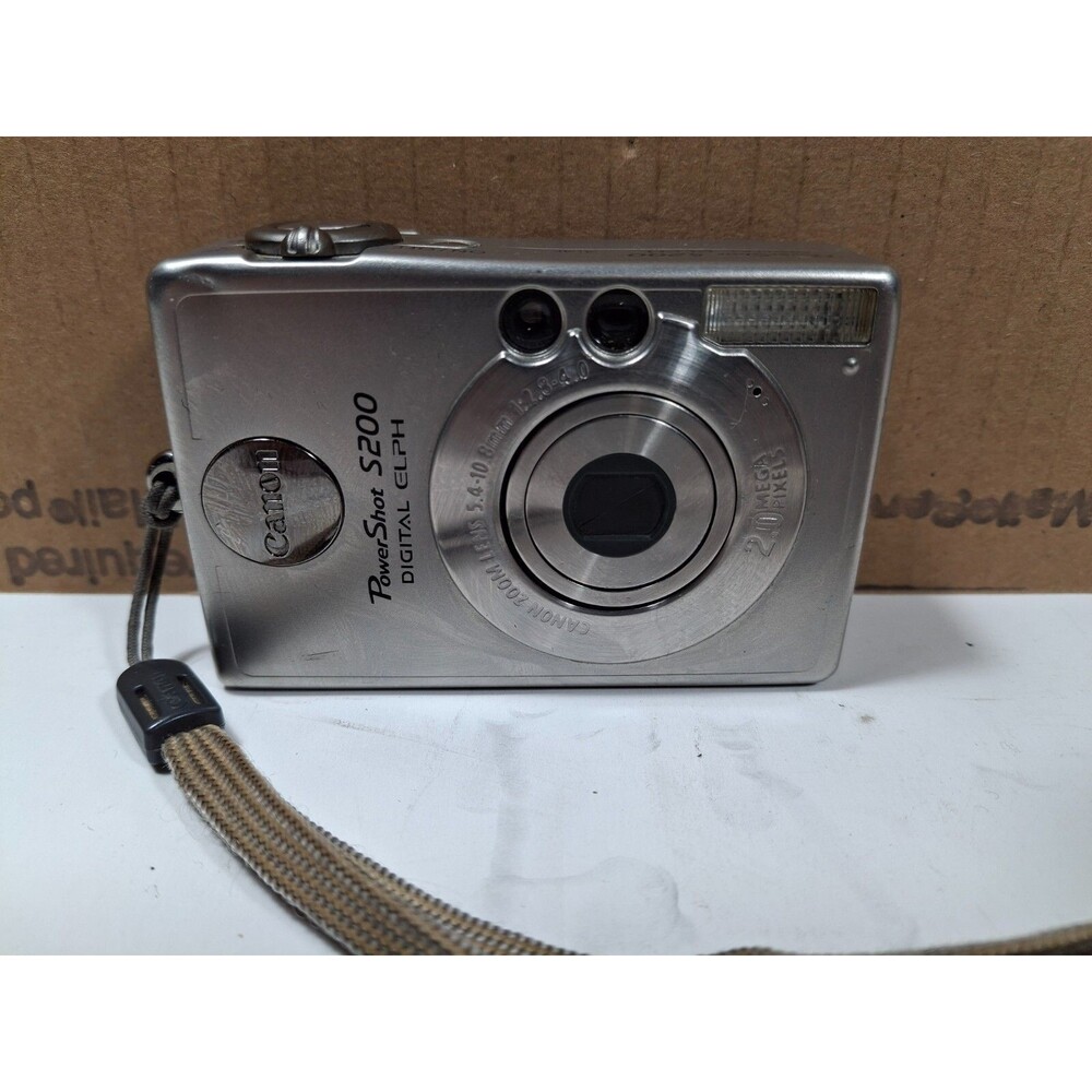 Canon Powershot S200 Silver 2.0mp Optical Digital ELPH Camera UNTESTED